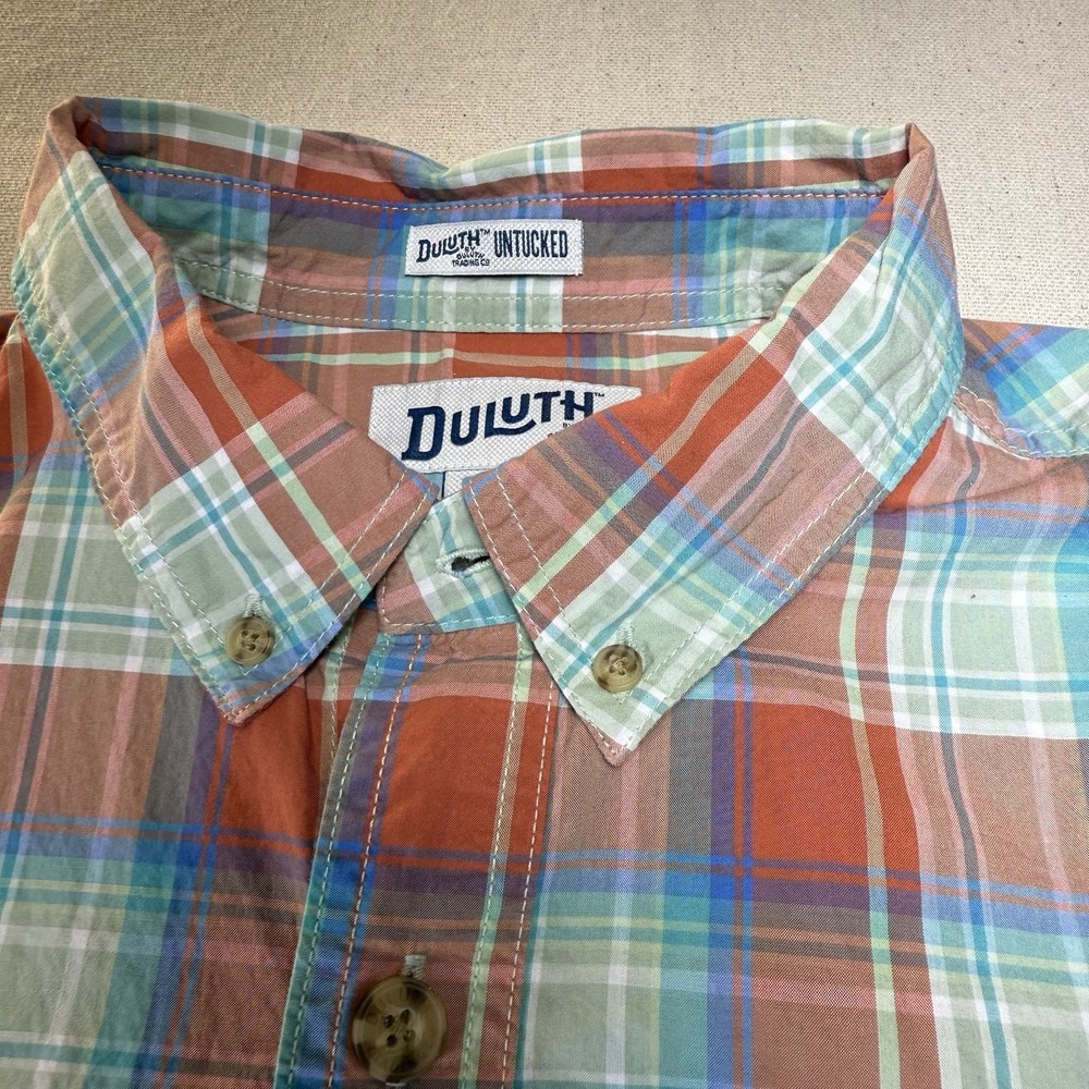 Duluth Untucked Colab Shirt Men L Fall Color Plaid Button Up Cotton Short Sleeve